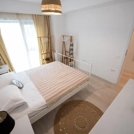 Apartament *